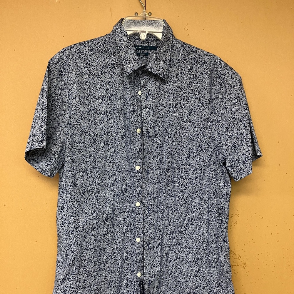 Men’s Perry Ellis Slim Fit Stretch Shirt Large